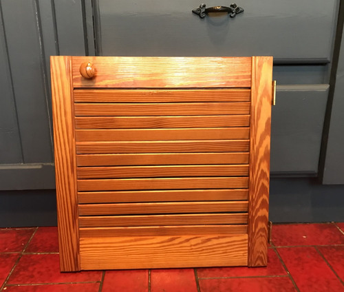 Varnished small cupboard - small,